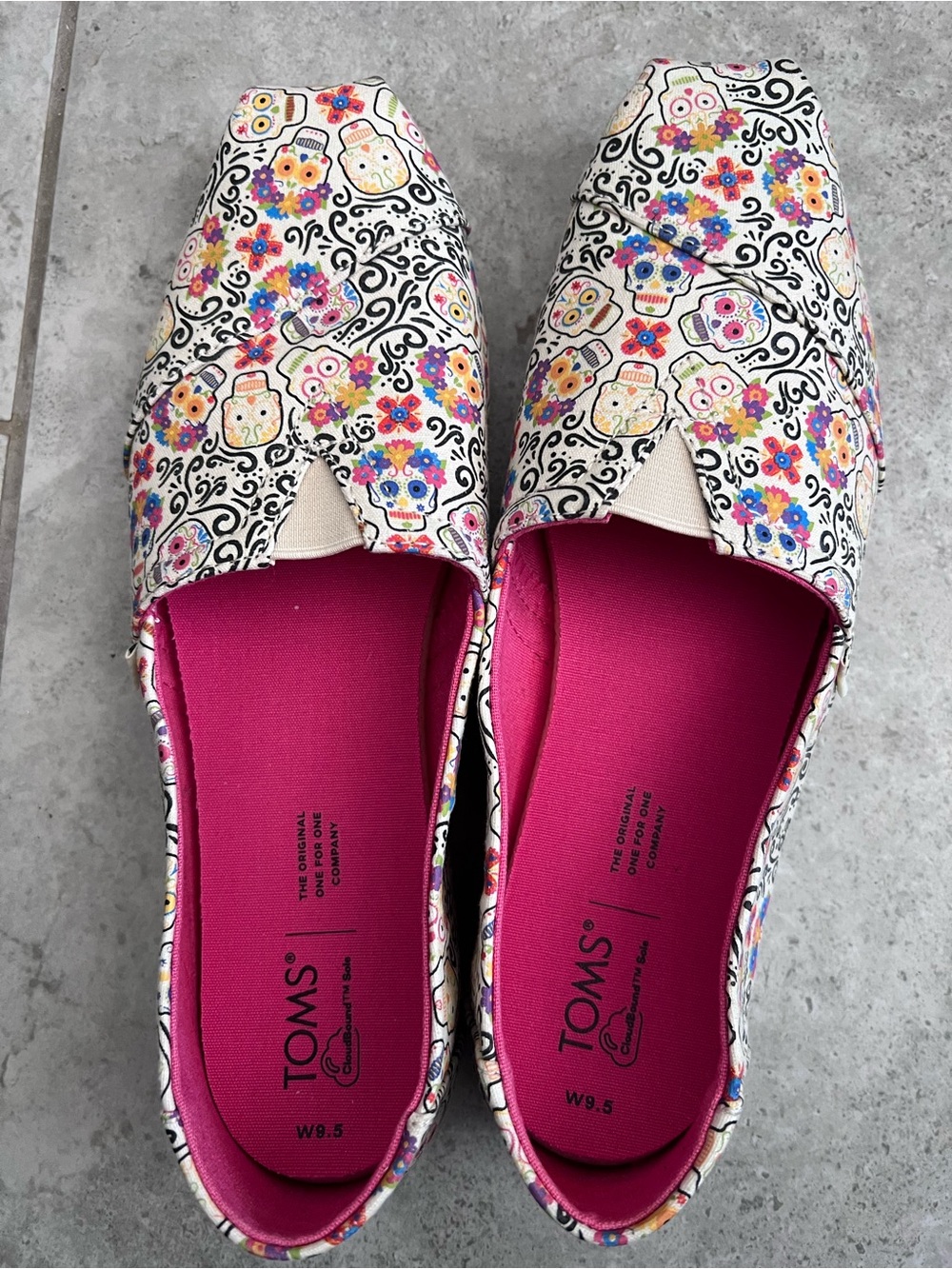 TOMS Women’s Floral Sugar Skull Slip-Ons in White and Pink Sz 9.5